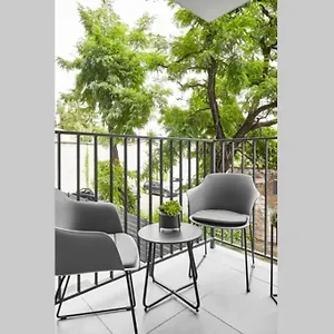 https://househost-apartment-miodowa-42-8a-street.krakowhotelspoland.com