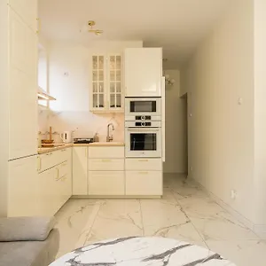 Rentplanet - Stare Miasto Apartment